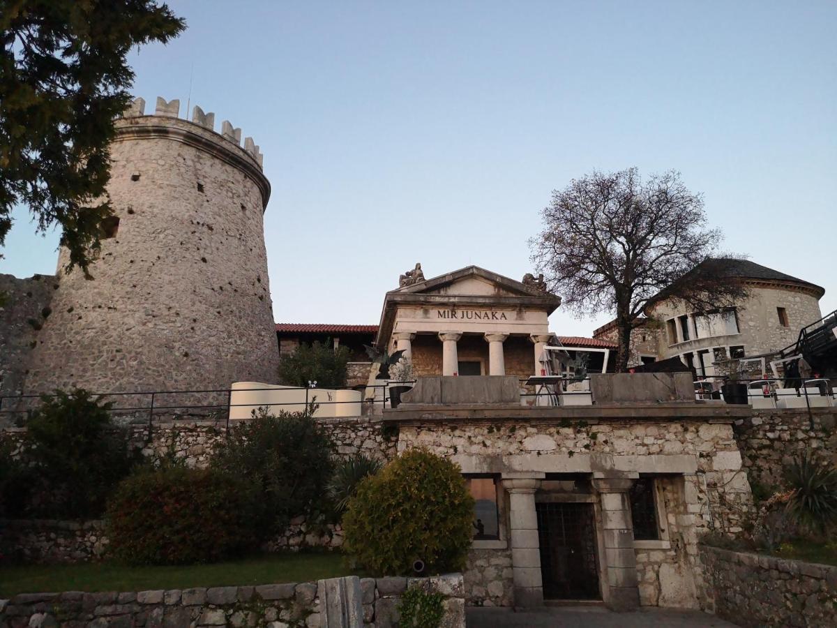 Marica Appartement Rijeka Buitenkant foto